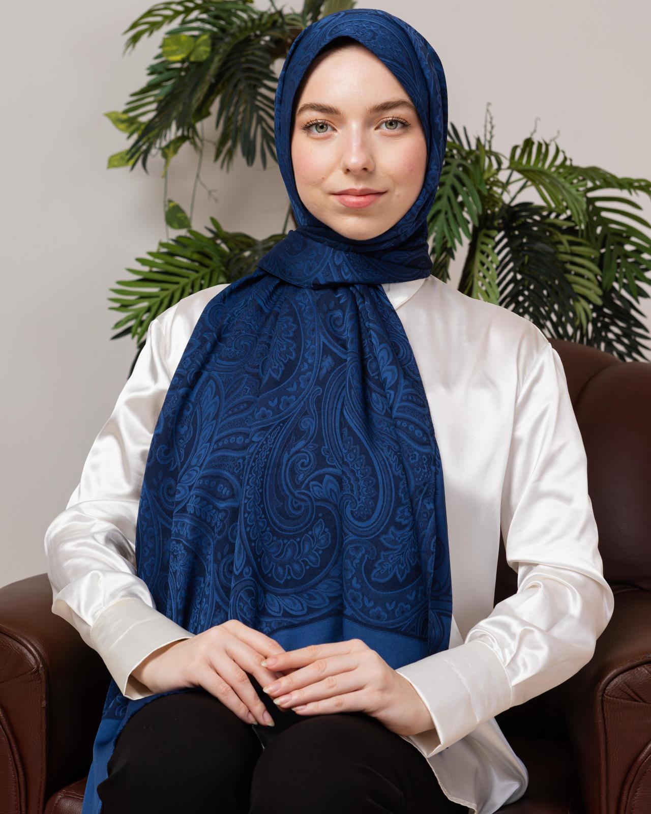 Regal Paisley Cotton Hijab – Soft, Breathable, Lightweight Everyday Scarf