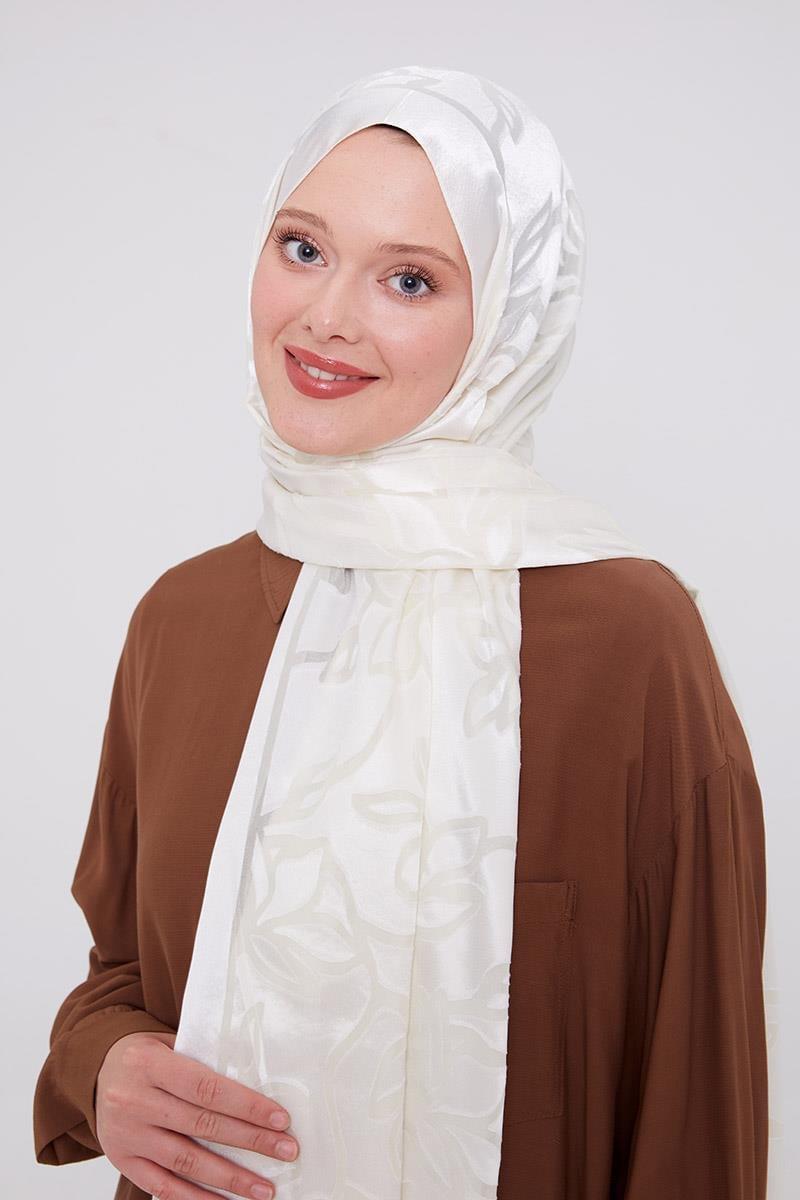 Labyrinth Pattern Hijab – Premium Floral Jacquard Shawl
