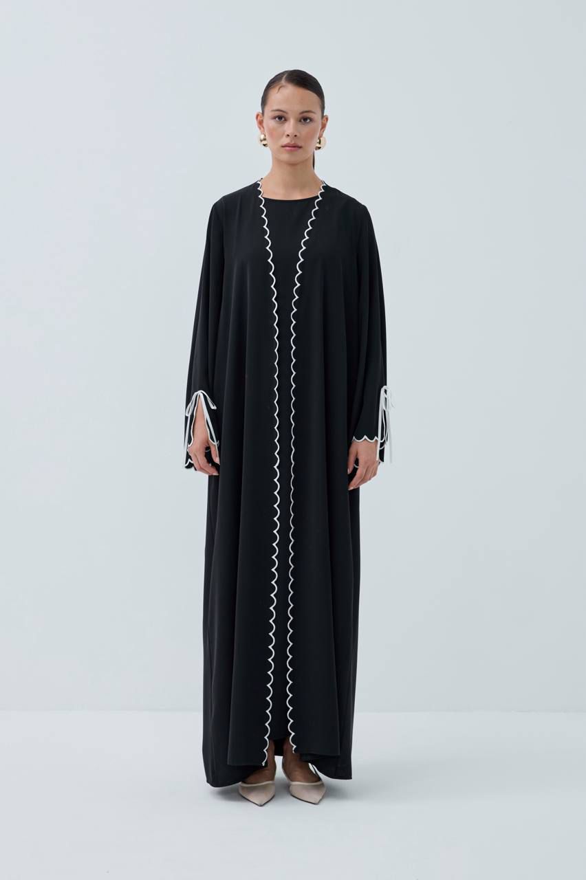 Ribbon Grace Abaya – Elegant Bow Detail