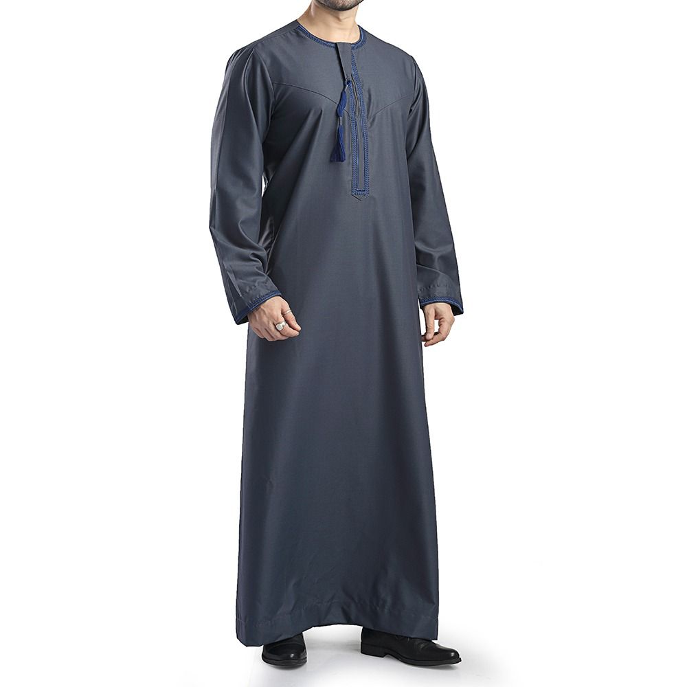 Premium embroidered Omani Thobe