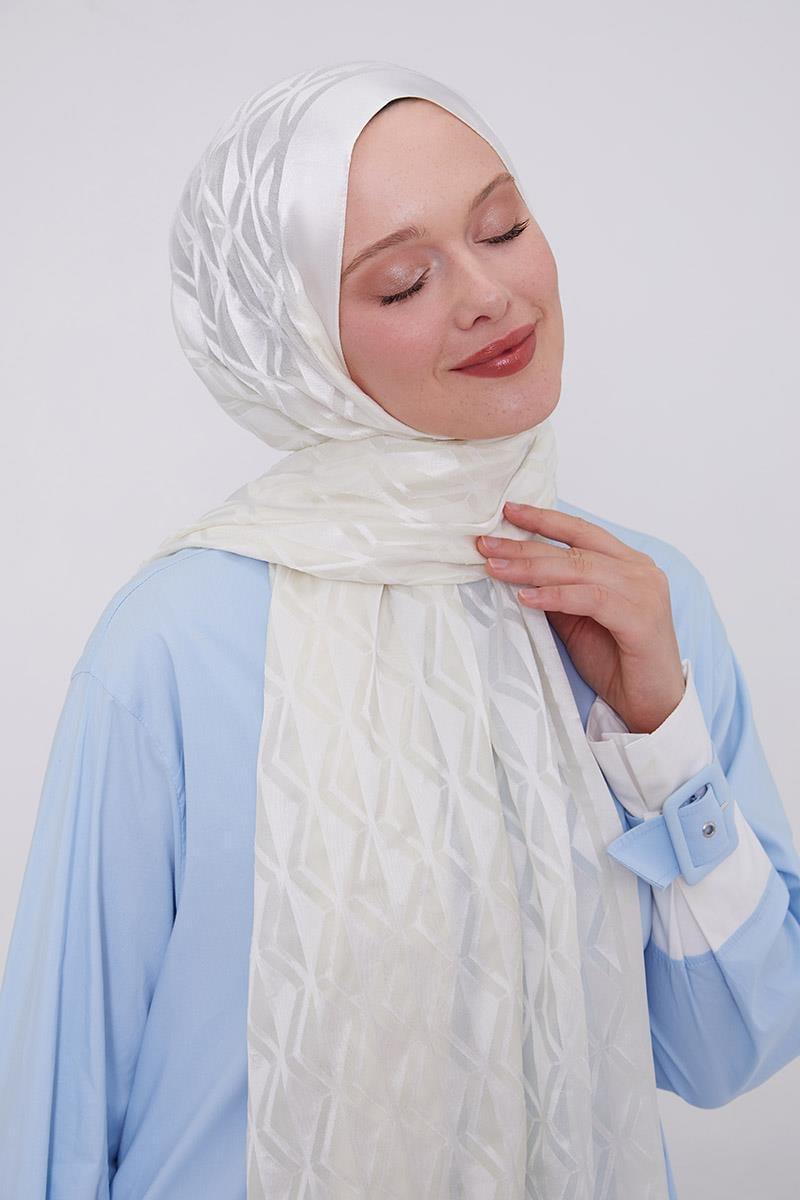 Triangle Pattern Deluxe Devore Hijab