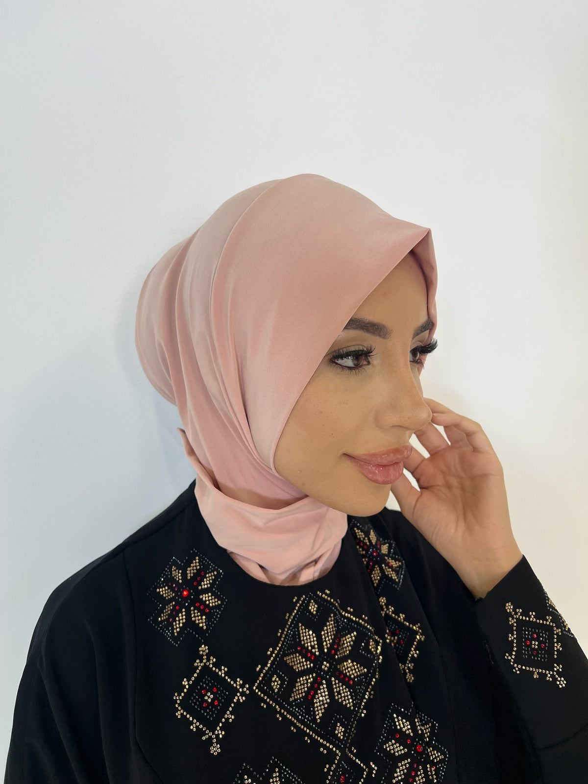 Instant button hijab