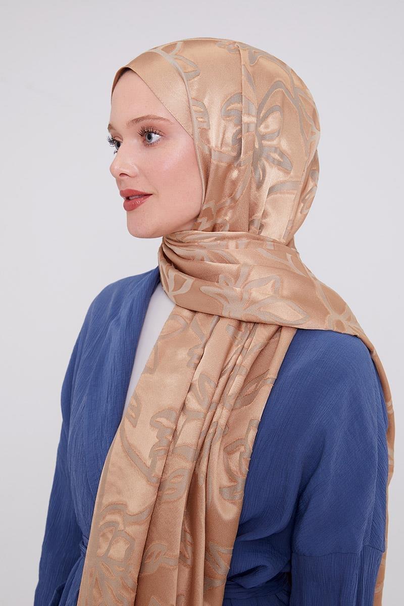 Labyrinth Pattern Hijab – Premium Floral Jacquard Shawl