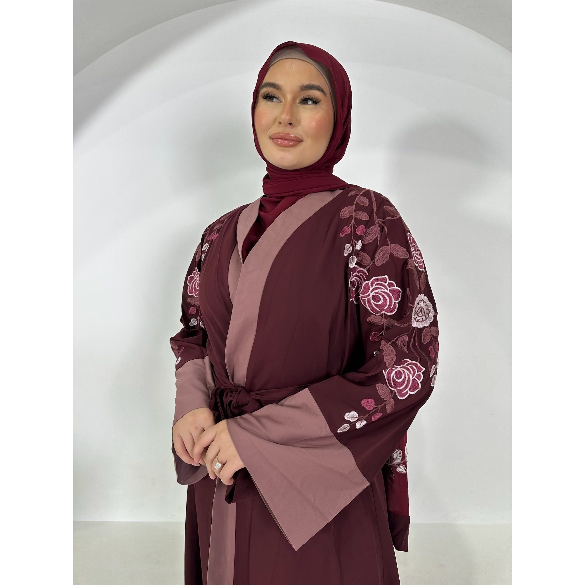 Yasmin Abaya in Maroon