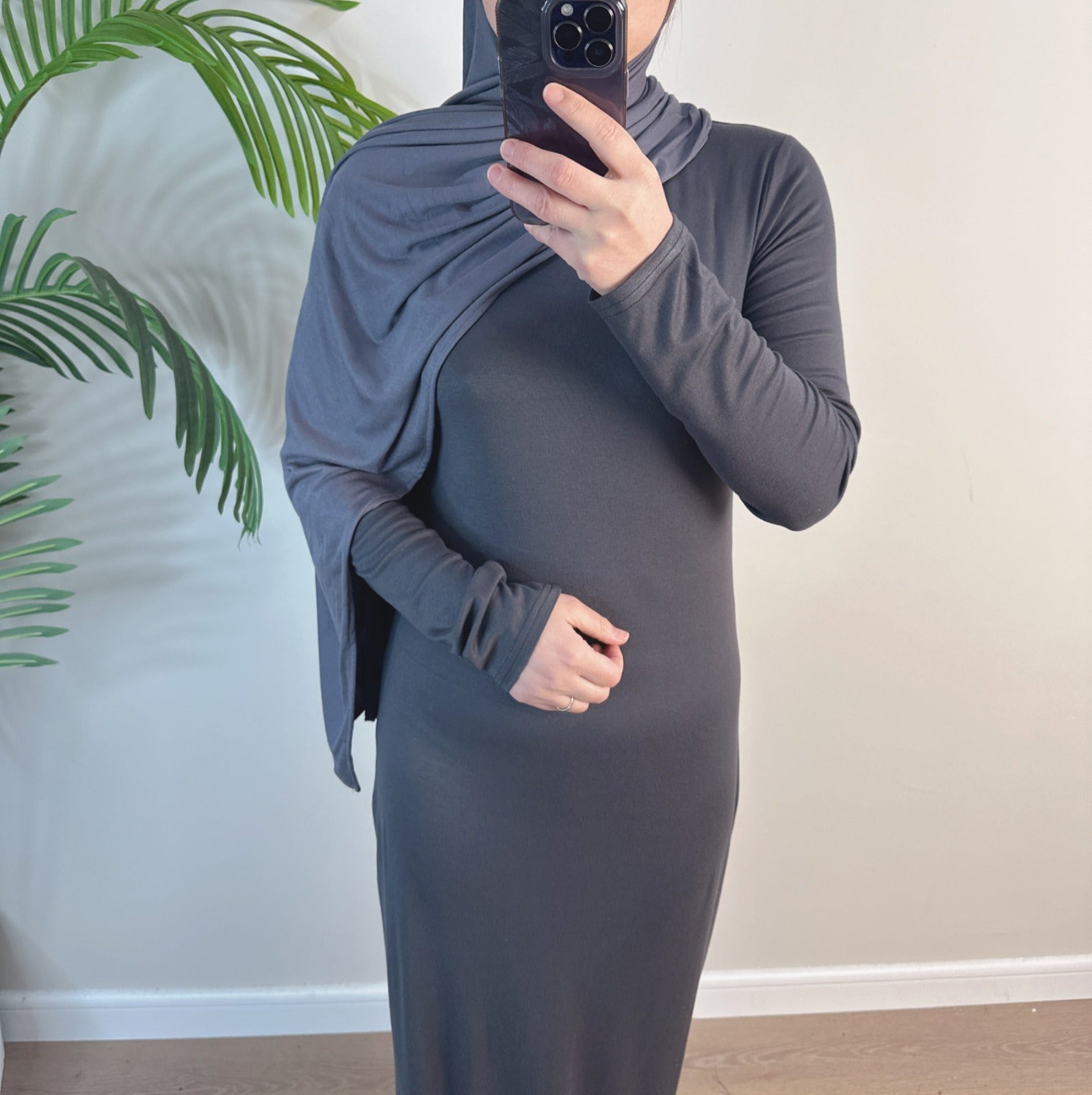 Long sleeves body dress