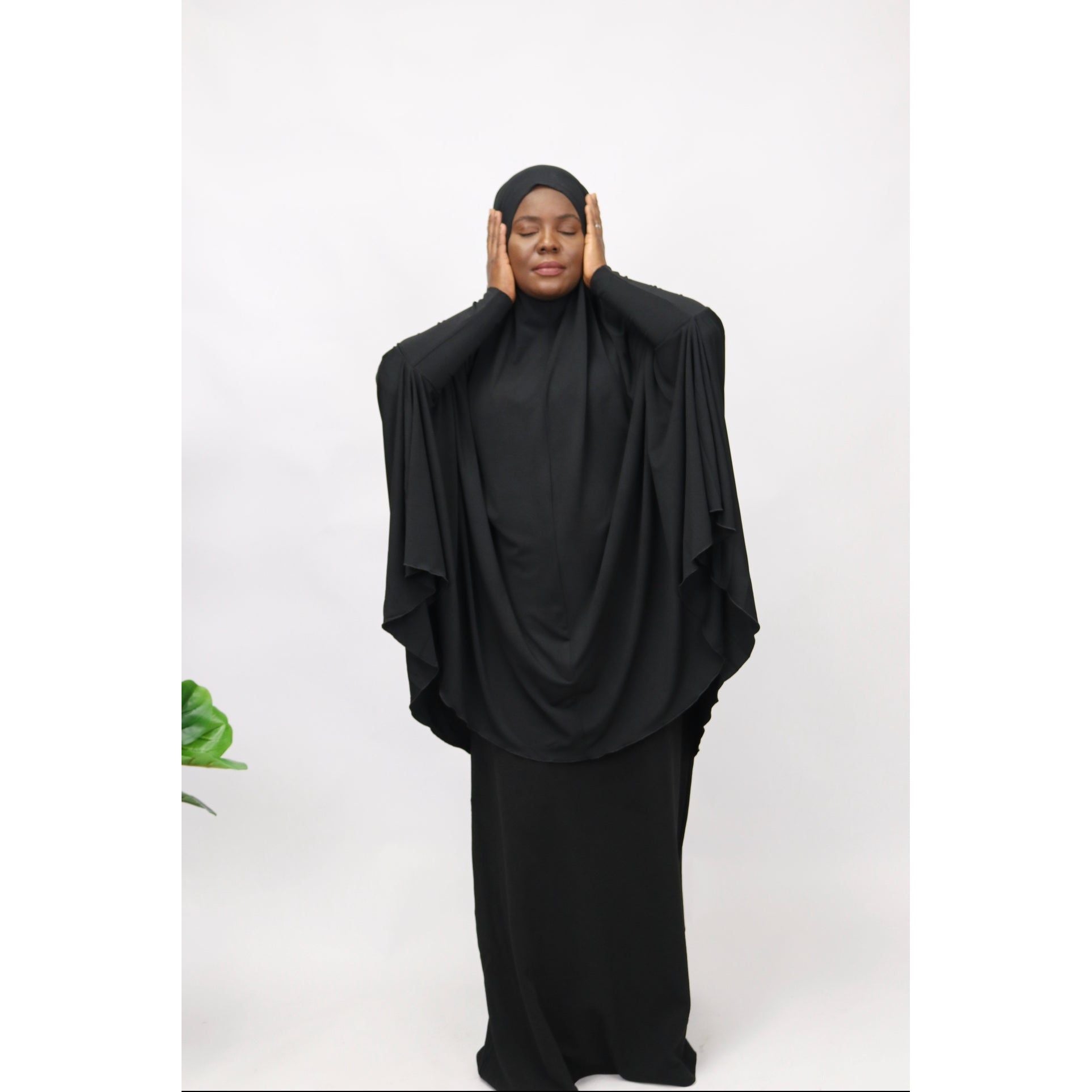 Sleeved jilbab- Black - Somah and Mikhail