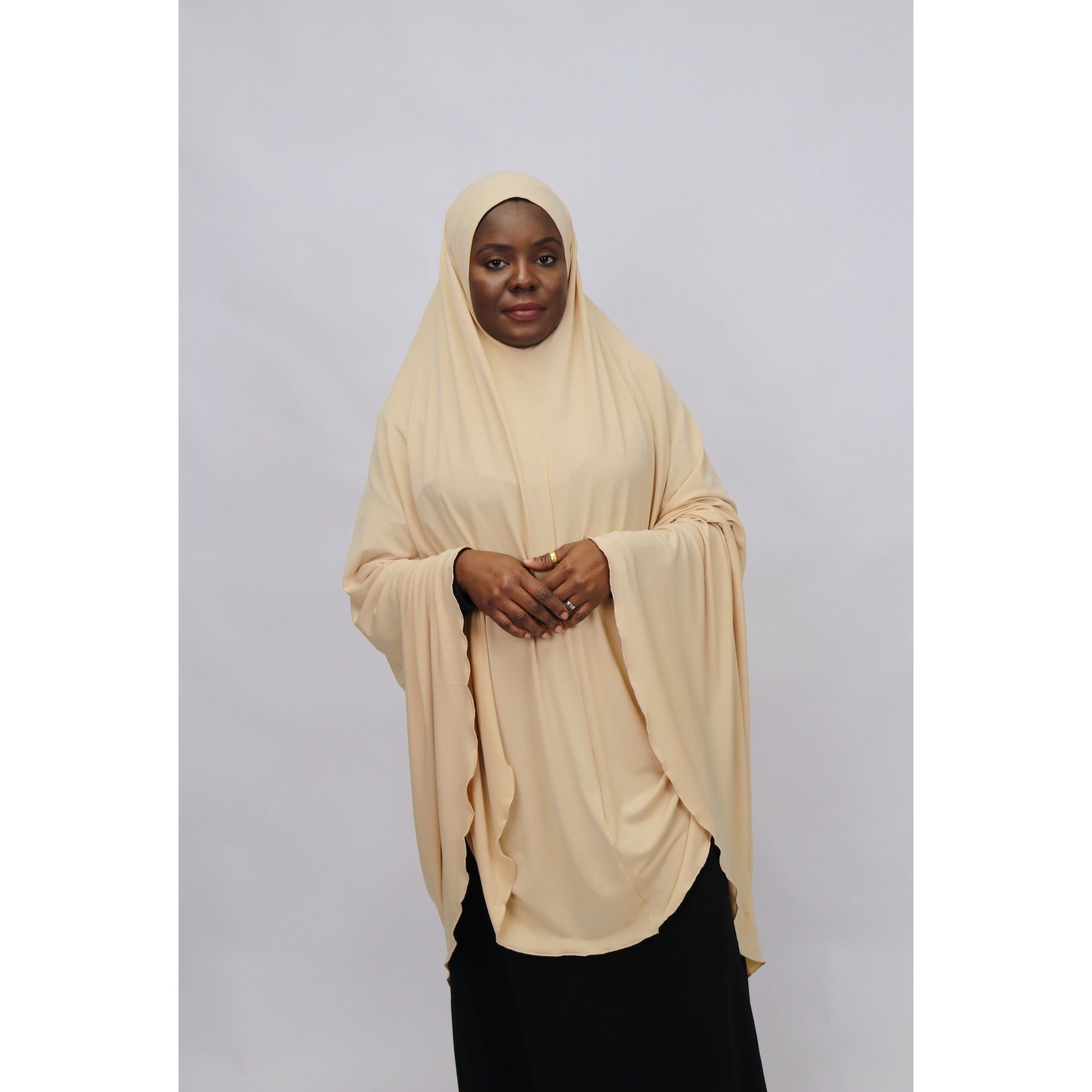 Sleeveless jilbab-champagne