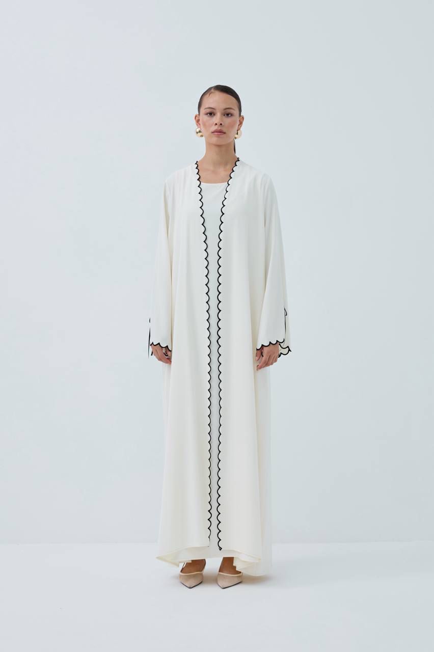 Ribbon Grace Abaya – Elegant Bow Detail