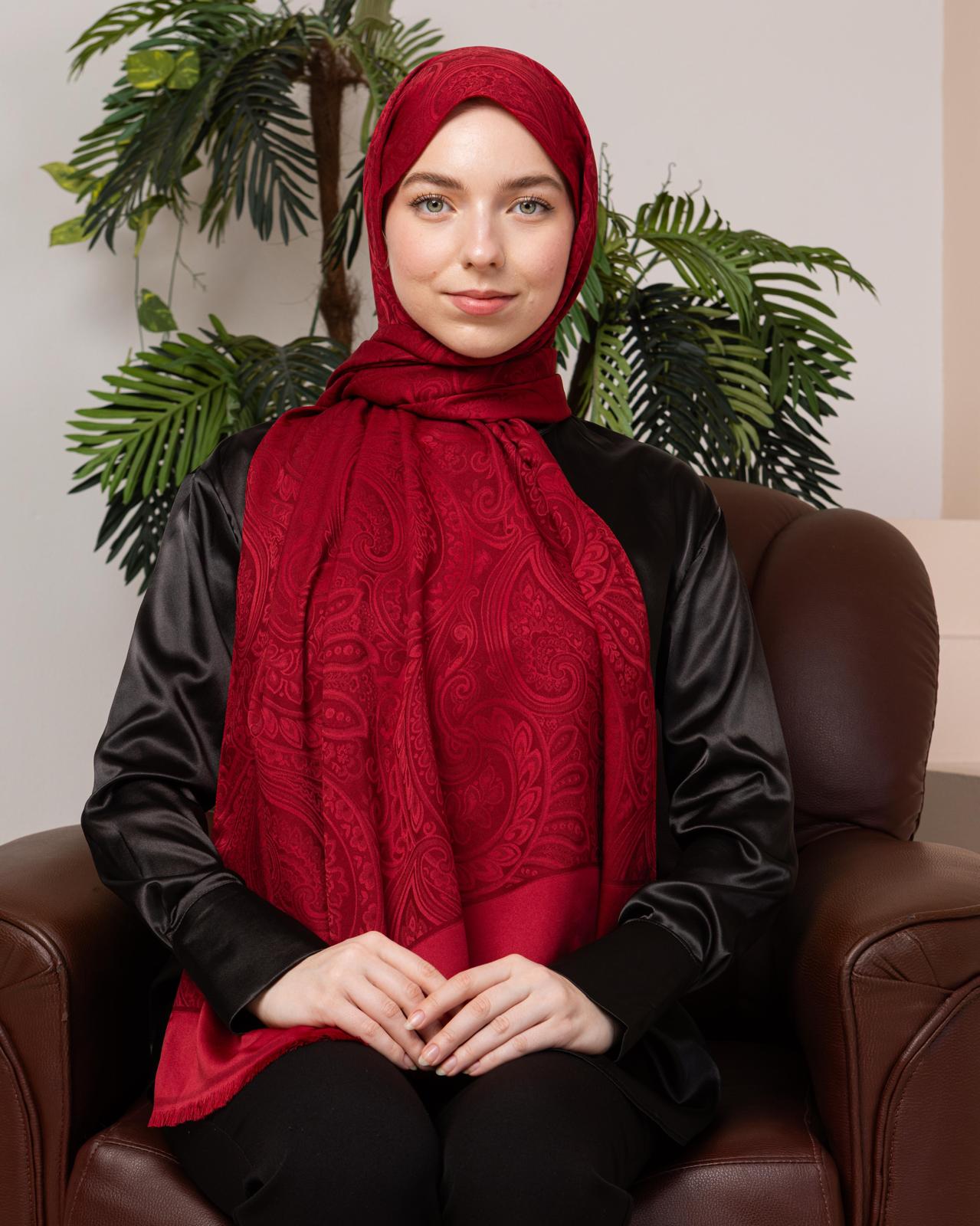 Regal Paisley Cotton Hijab – Soft, Breathable, Lightweight Everyday Scarf