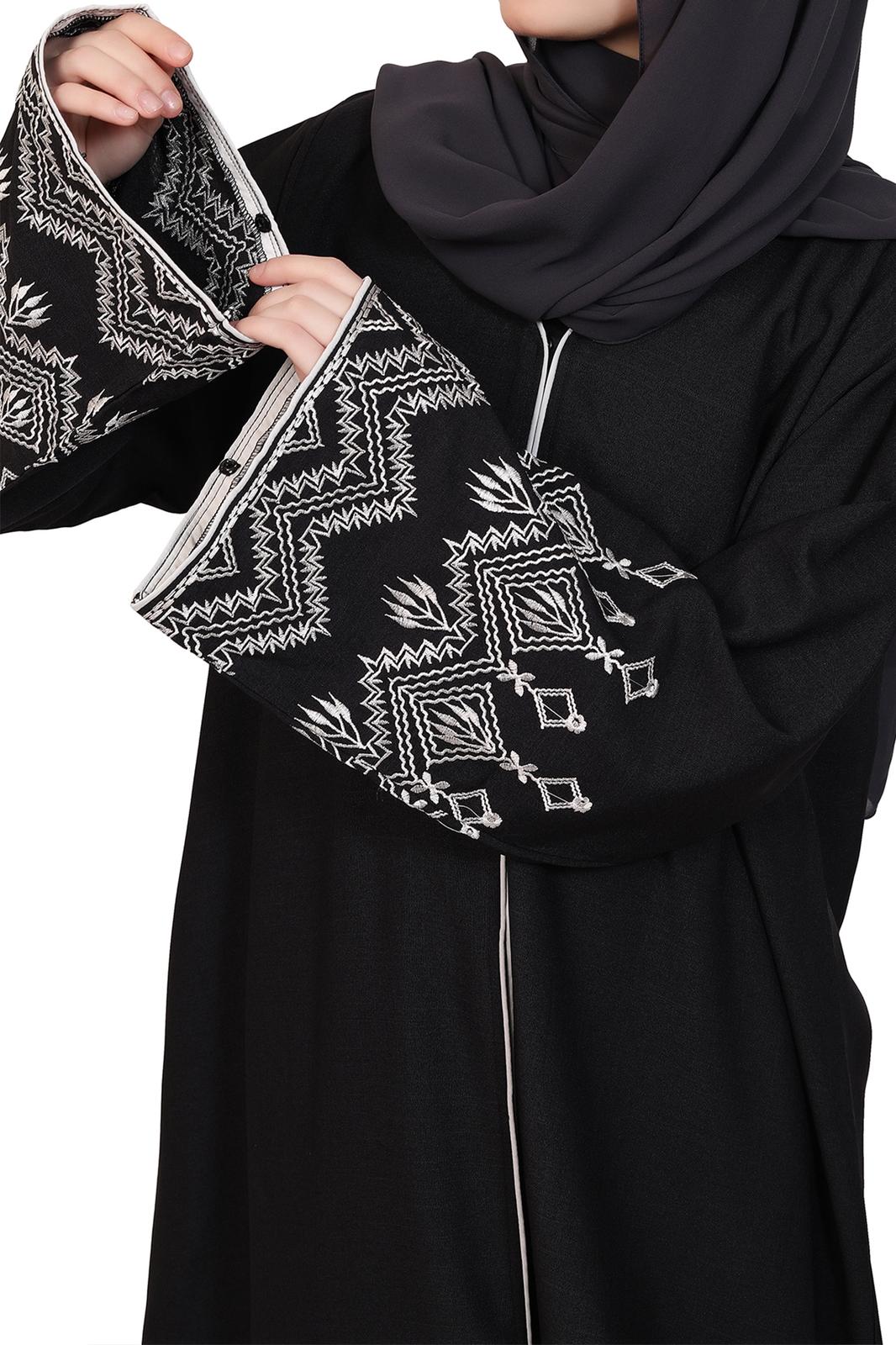 Noor Abaya – Elegant Full-Length Women’s Abaya, Modest & Comfortable