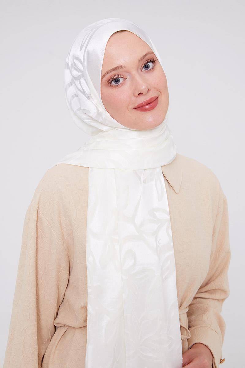 Labyrinth Pattern Hijab – Premium Floral Jacquard Shawl