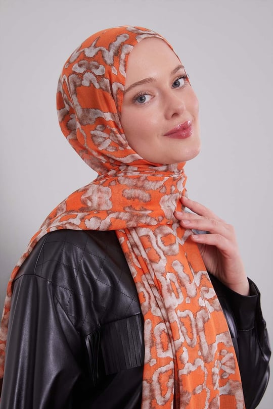 Desert Glyph Modal Hijab