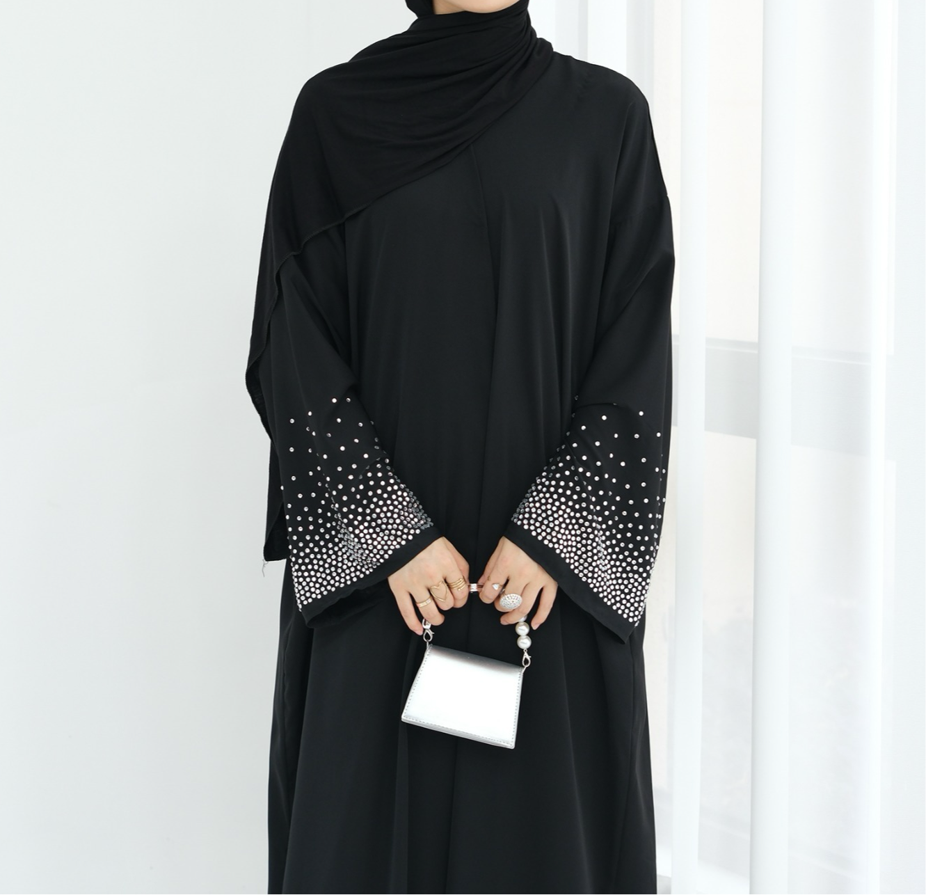 Zayna Abaya