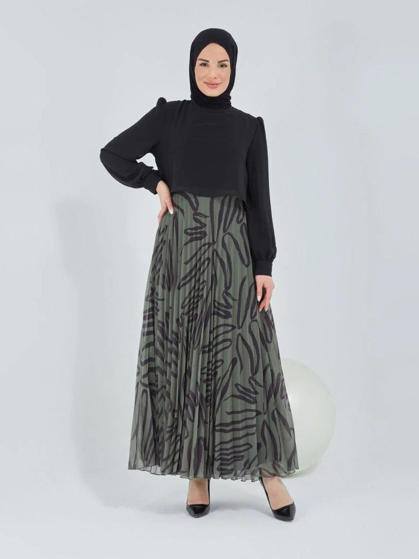 Like- two pieces dress green and black