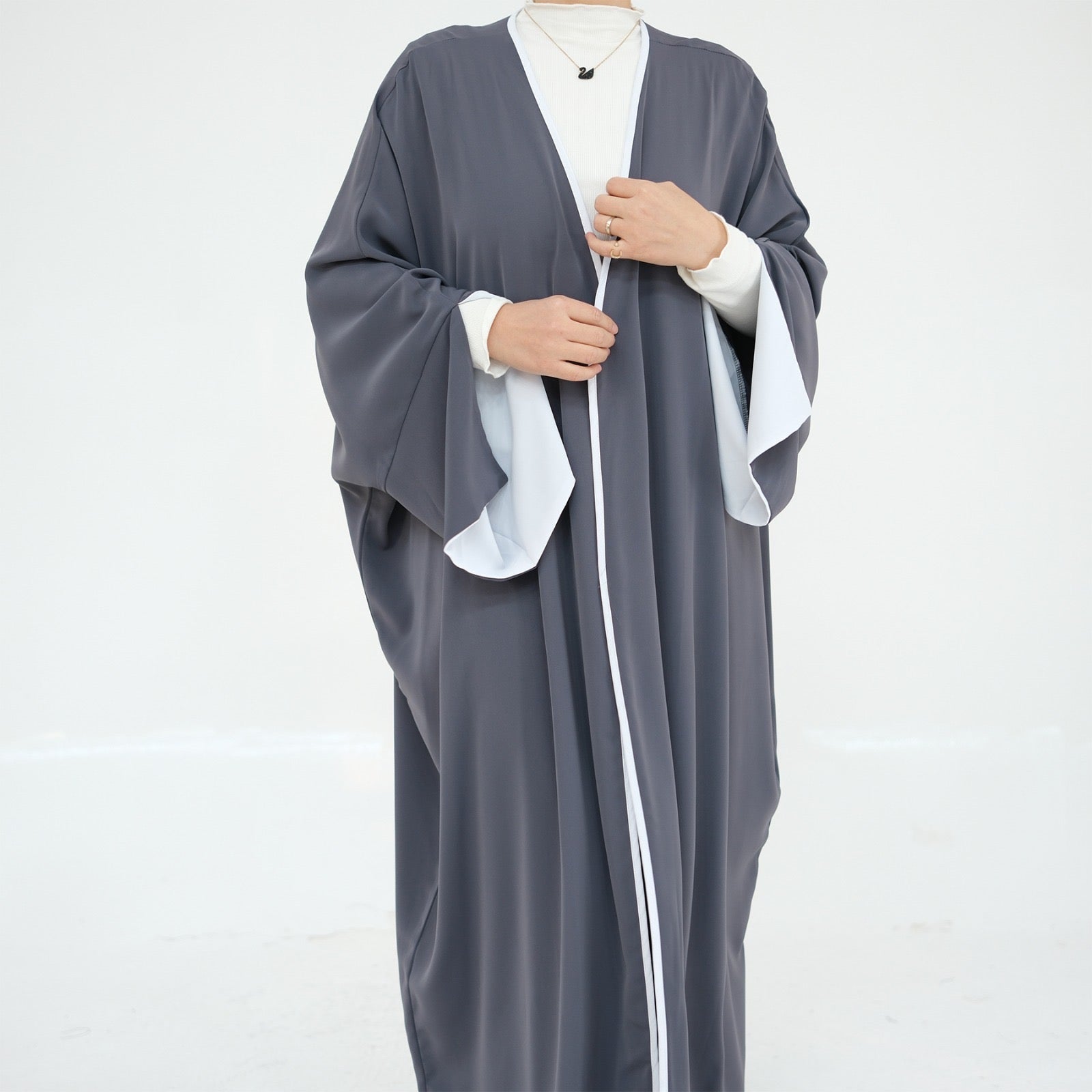 Dubai 2025 trending abaya