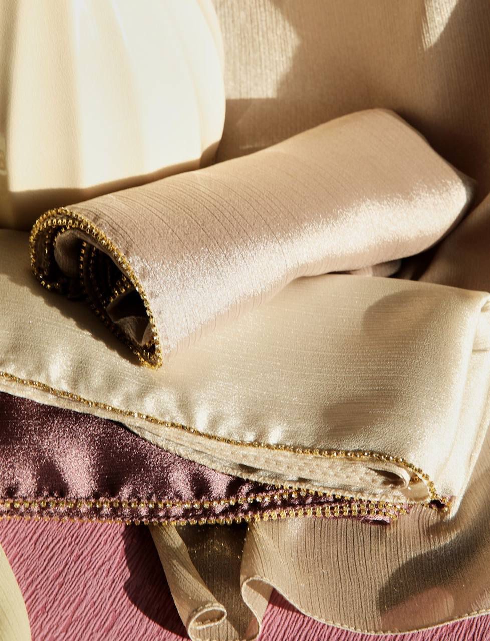 Crystal Stone Hijab – Elegant Sparkle Modest Headscarf