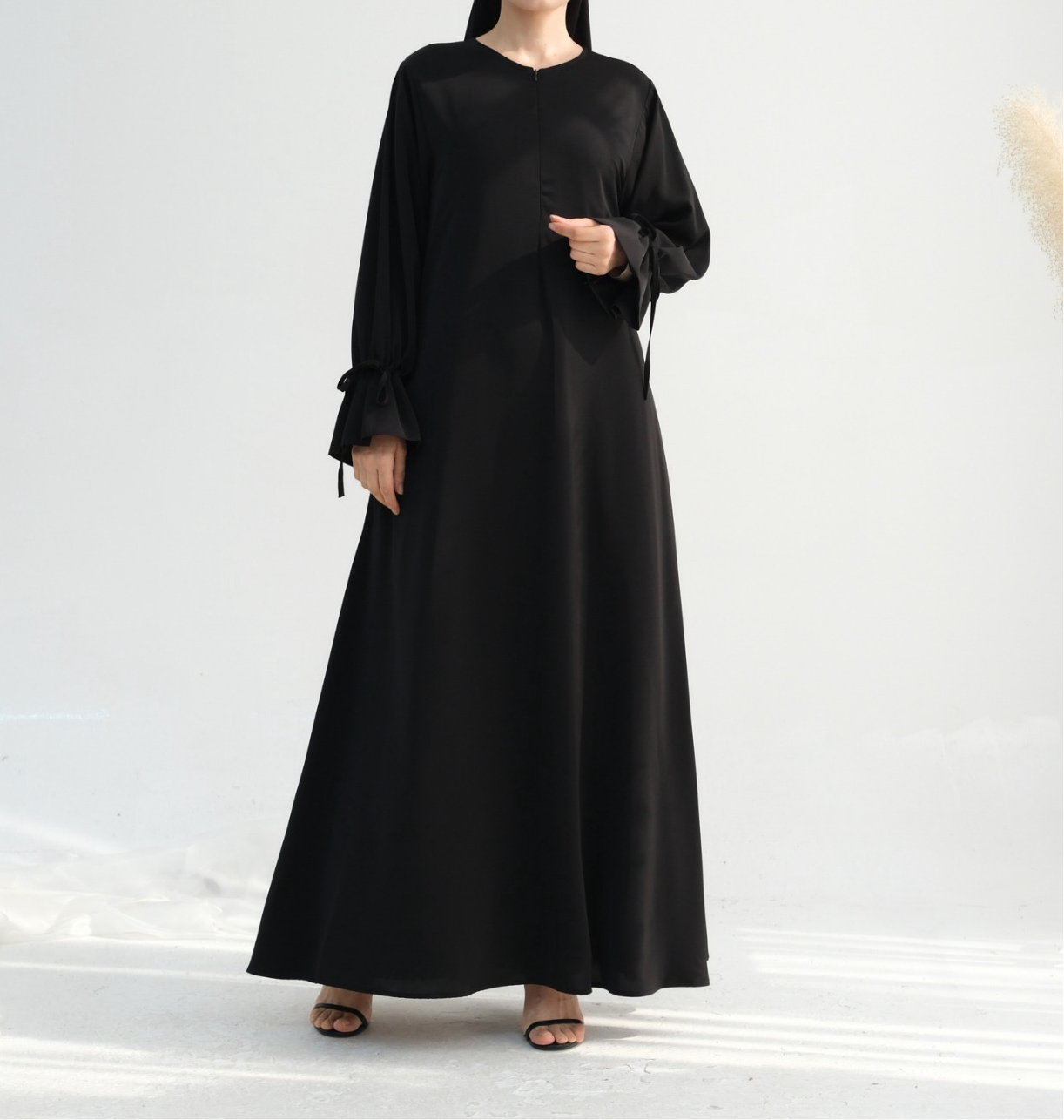 Noor Abaya