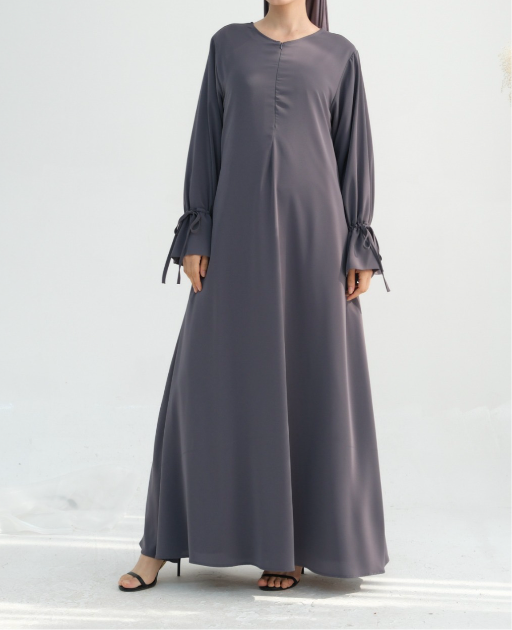 Noor Abaya