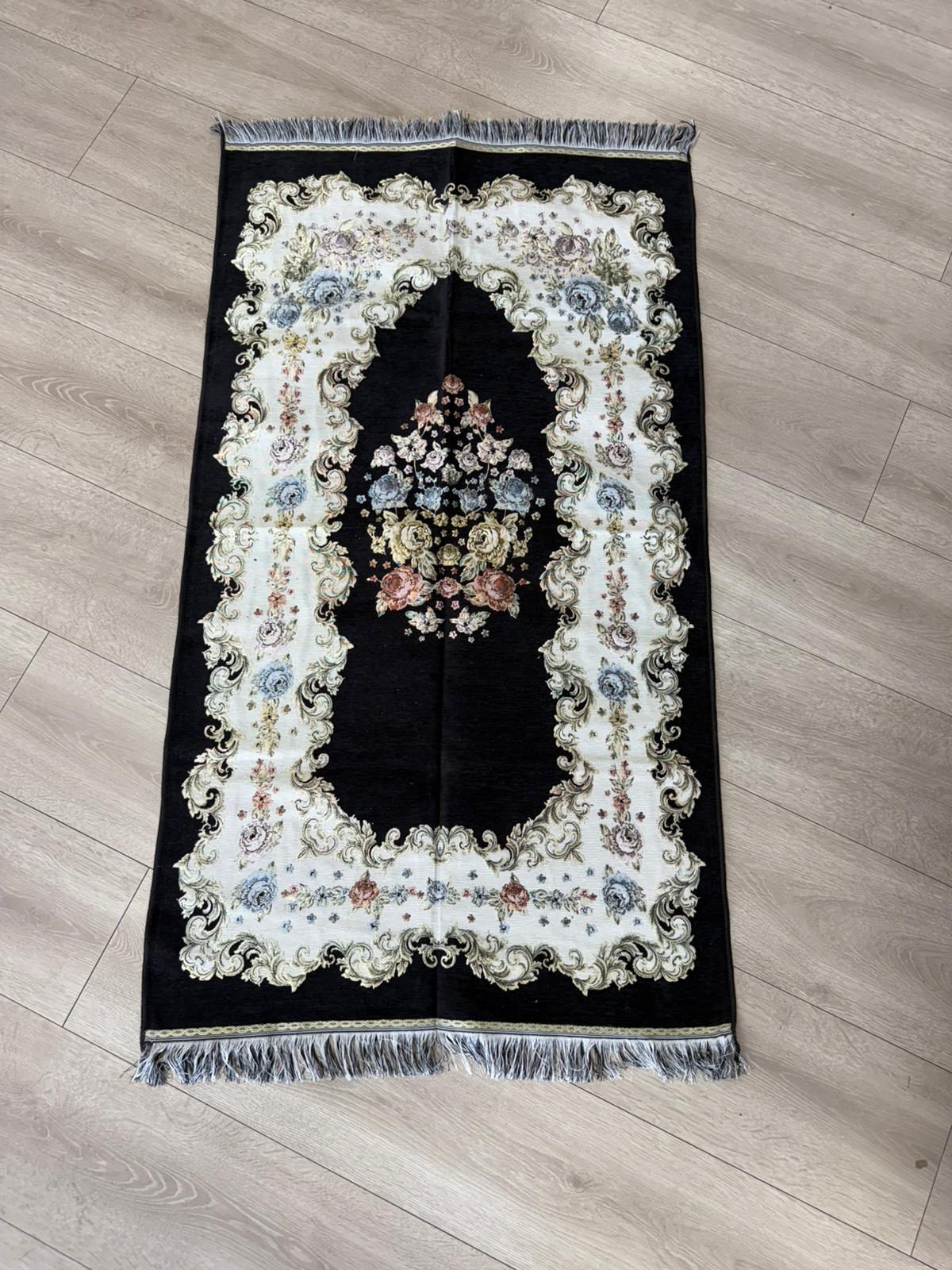 Luxury Turkish Floral Oasis prayer rug/mat
