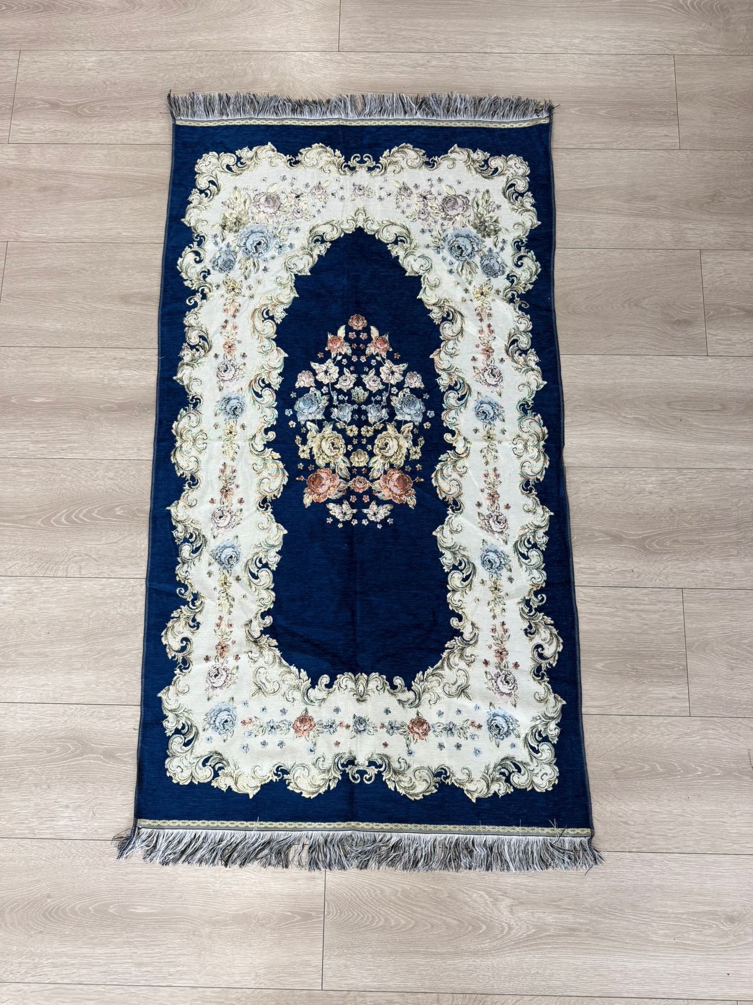 Luxury Turkish Floral Oasis prayer rug/mat